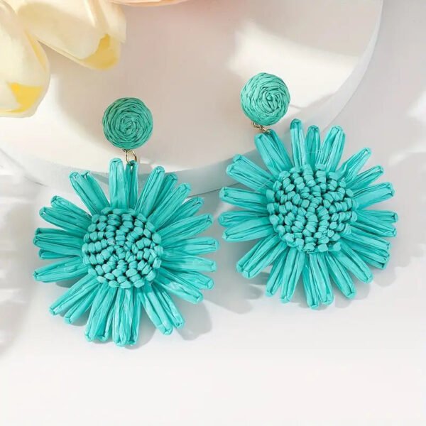a757e8c95a911a29cecc41895dcd9141 Hand-woven Raffia Sun Flower Dangle Earrings