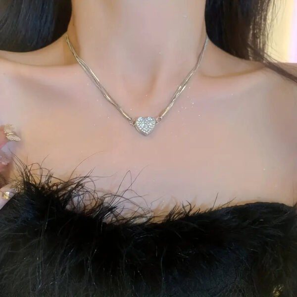 e59cbb480c4cc838ebafcc2a819ae9ed Luxury Heart-Shaped Zircon Multilayer Magnet Necklace